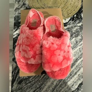 UGG - WOMENS FLUFF YEAH SLIDE POPPY SLIPPER